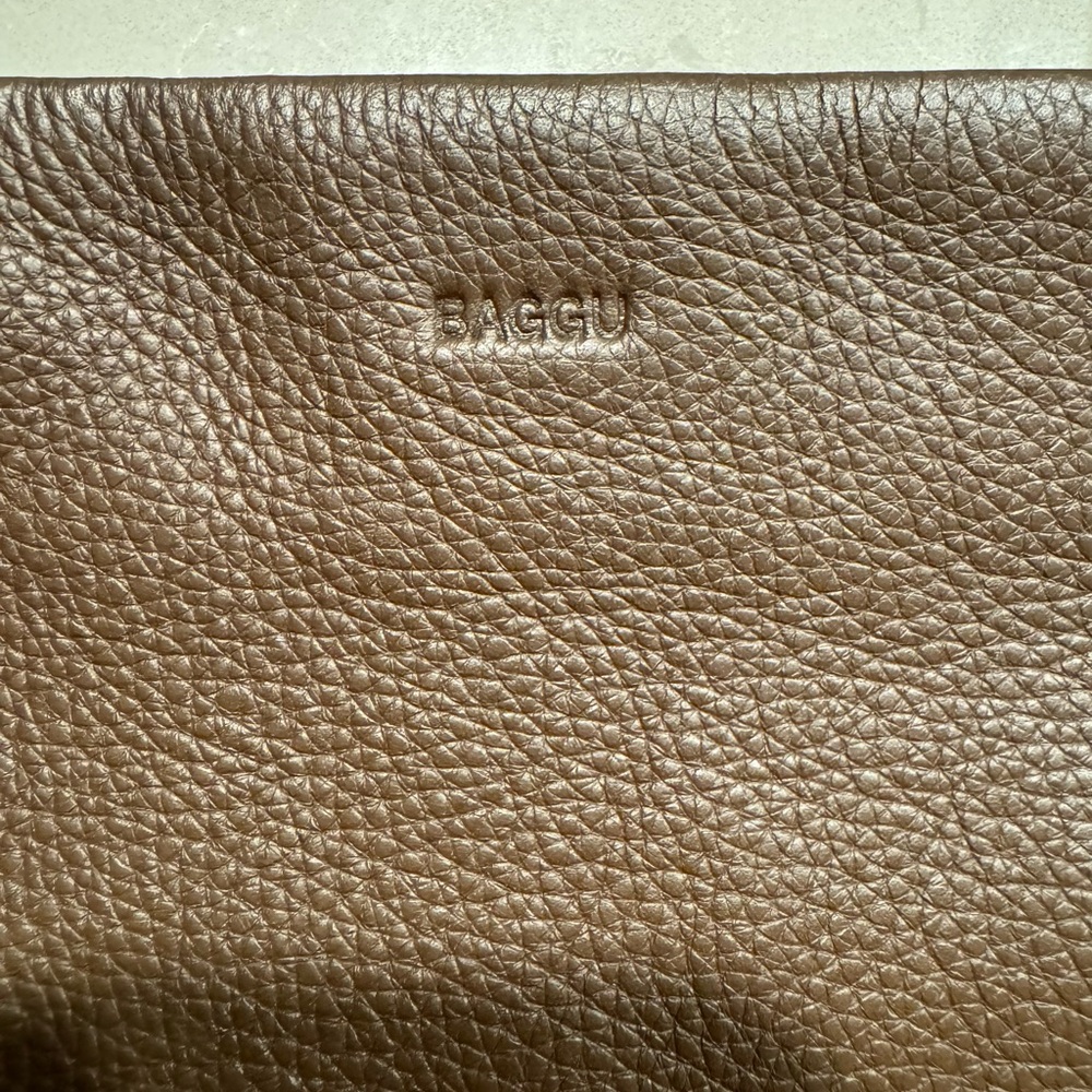 BAGGU Brown Leather Tote - Picture 2 of 8
